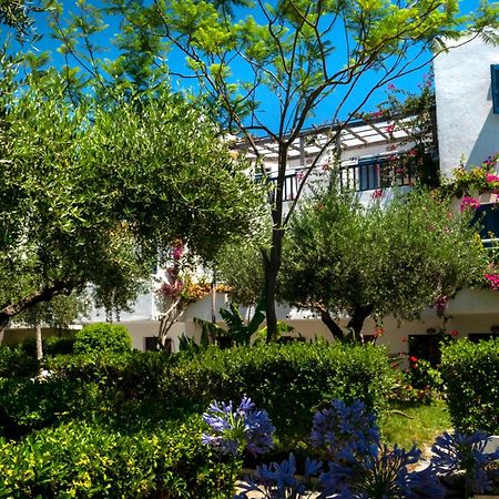 Villea Village Makrýgialos Exterior foto