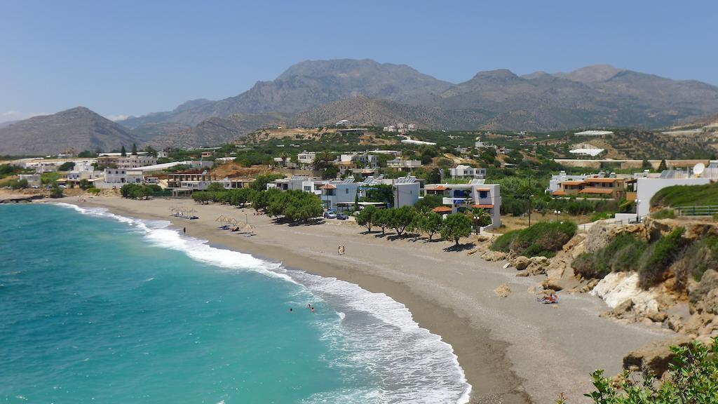 Villea Village Makrýgialos Exterior foto