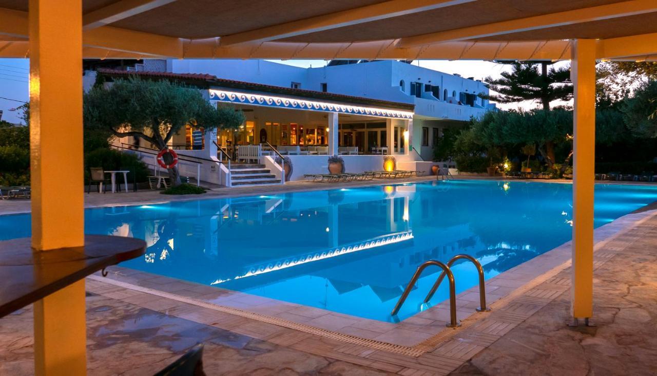 Villea Village Makrýgialos Exterior foto